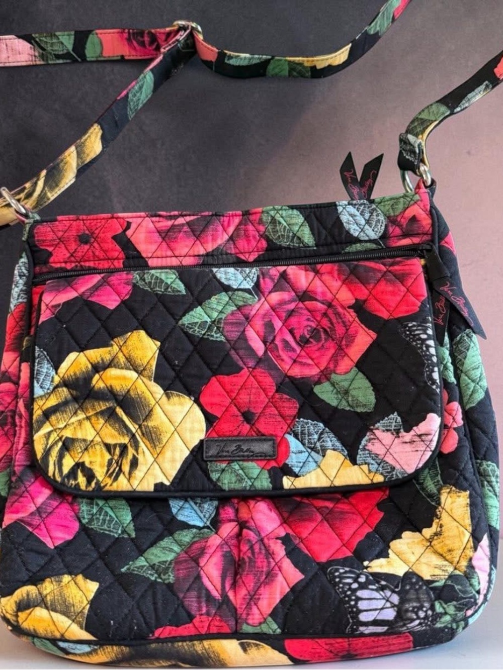 Beautiful Vera Bradley crossbody bag